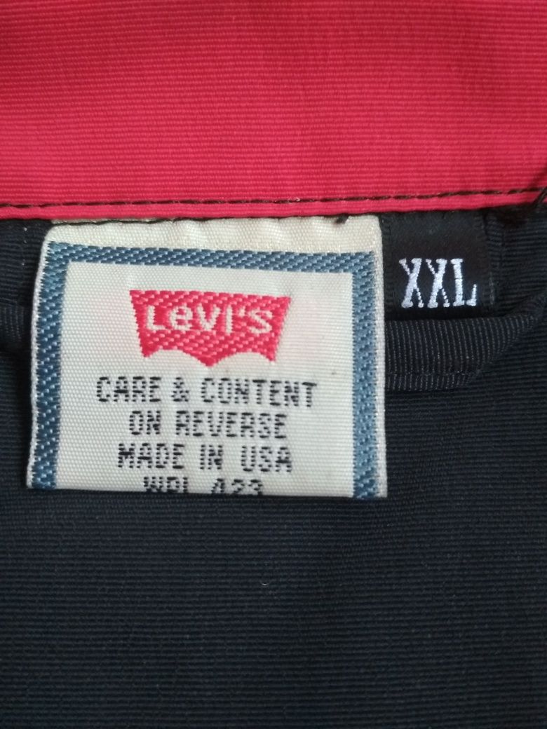 XL-XXL Levi's непромокаемая ветровка на подкладке