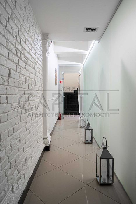 Продаж приміщення 428 м2 під клініку, Турівська 32, Подільський р-н