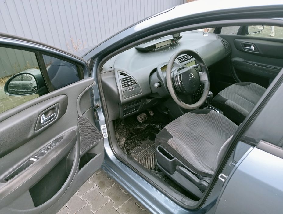 Продам citroen c4 2006 бензин автомат