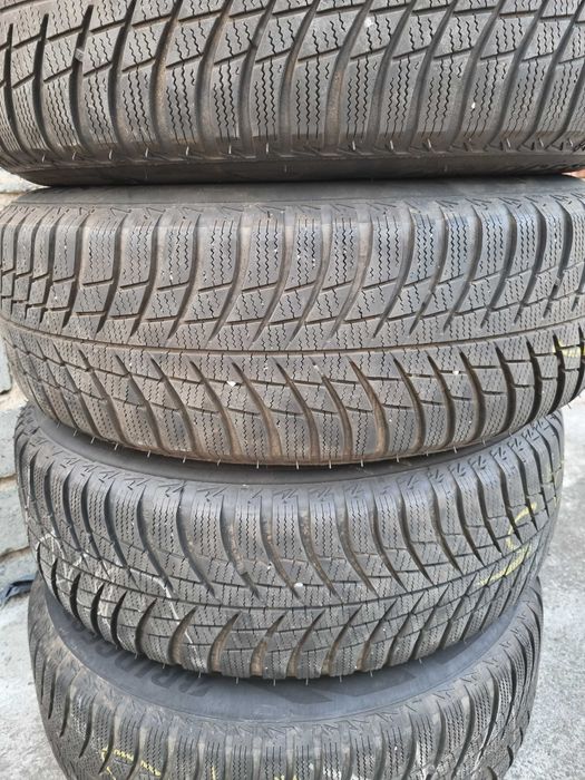 AUDI A4 B8 Komplet Felg z Oponami ZIMA  5x112 7Jx16' ET39