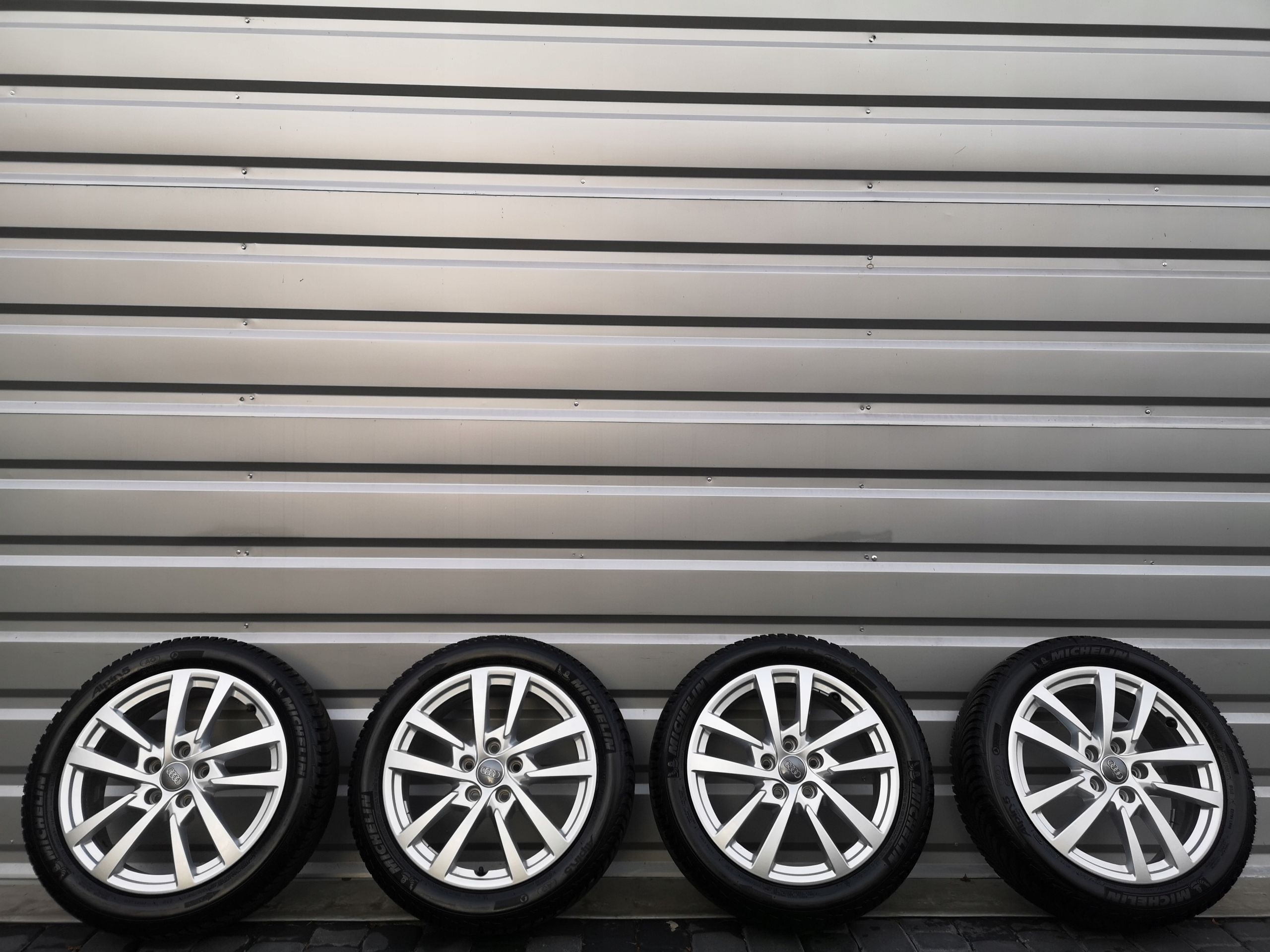 Oryginalne Felgi Audi 17" A3 A4 A6 A8 Q3 TT