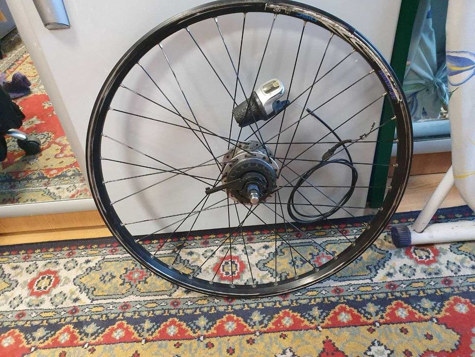 26е  колесо на  8скор планетарке шимано в полном комплекте