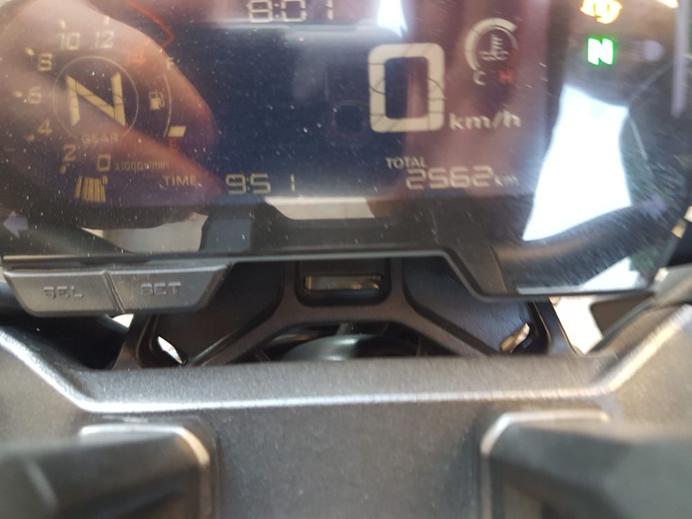 Cb650r como nova de 2019