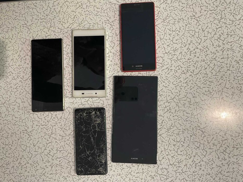 Телефони Sony на запчастини