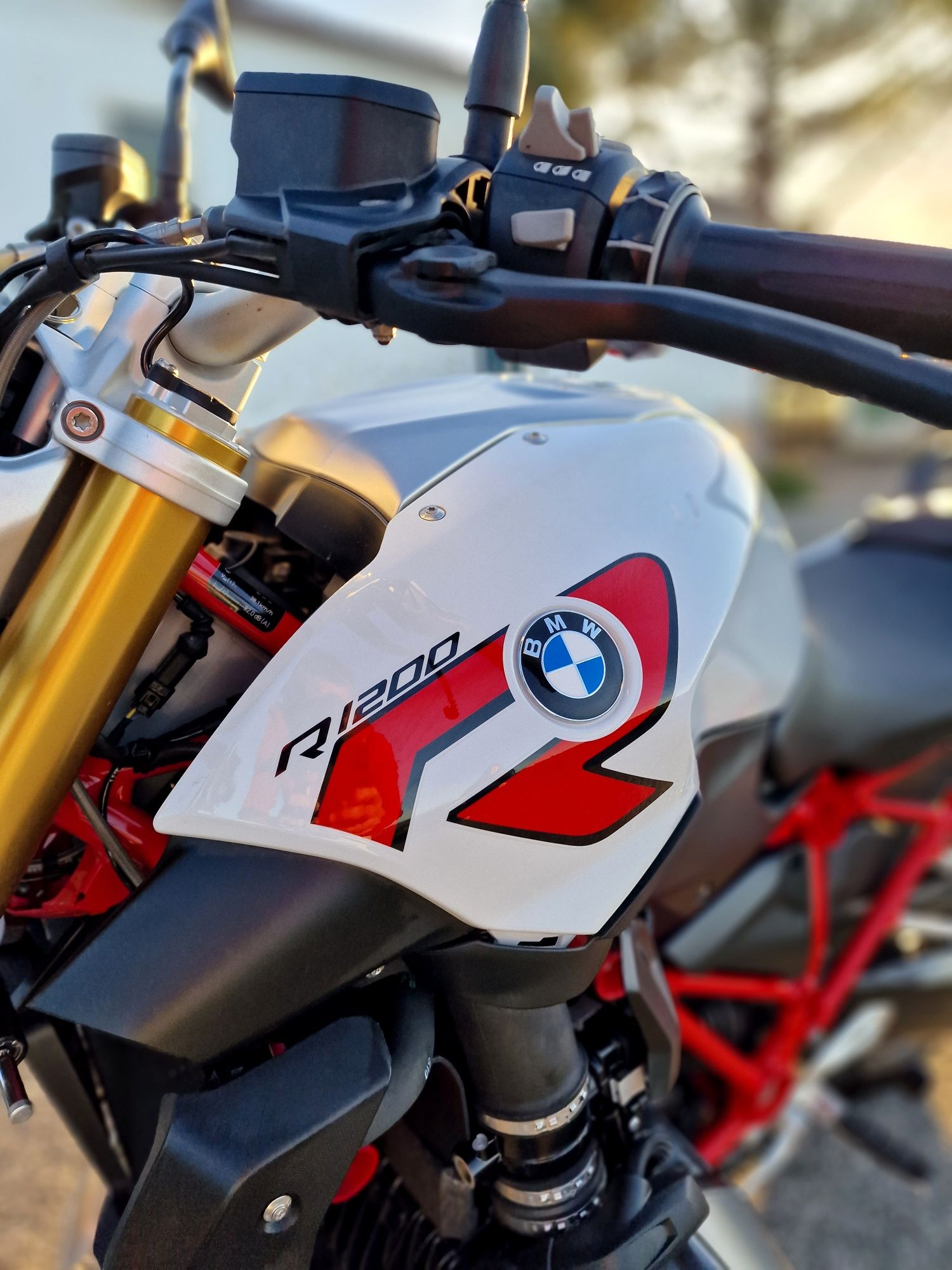 BMW R1200R - Full Extras