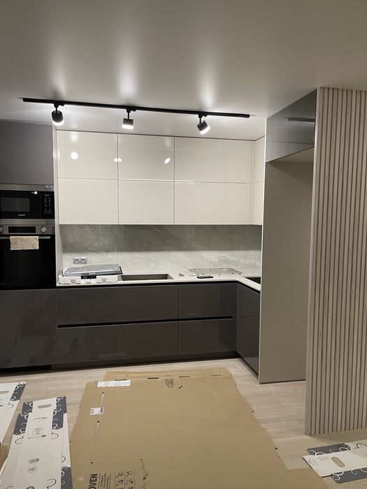 Меблі на замовлення у Запоріжжі: кухні, шафи, гардеробні