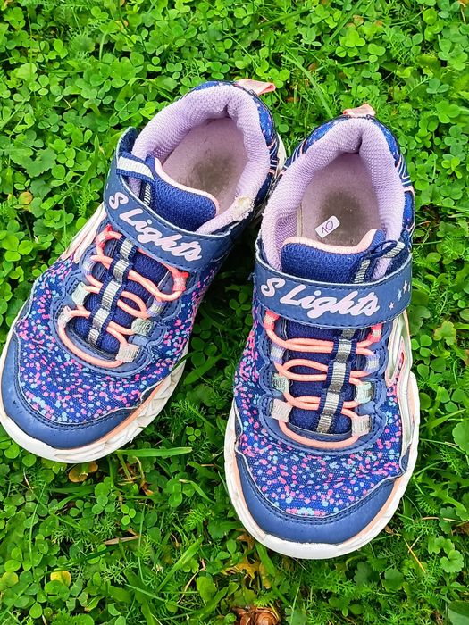 Buty Skechers świecące rozm. 30