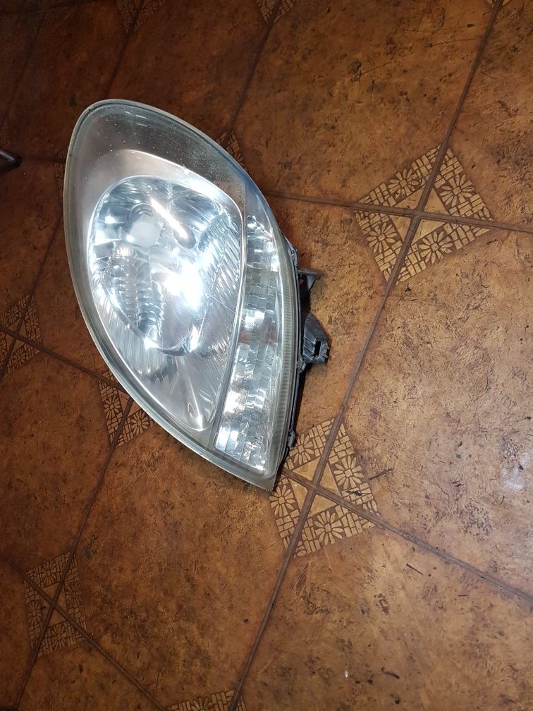 Lampa lampy przód lewa Renault Kangoo