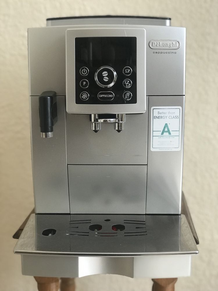 Кофемашина кавоварка Delonghi esam 23.466s