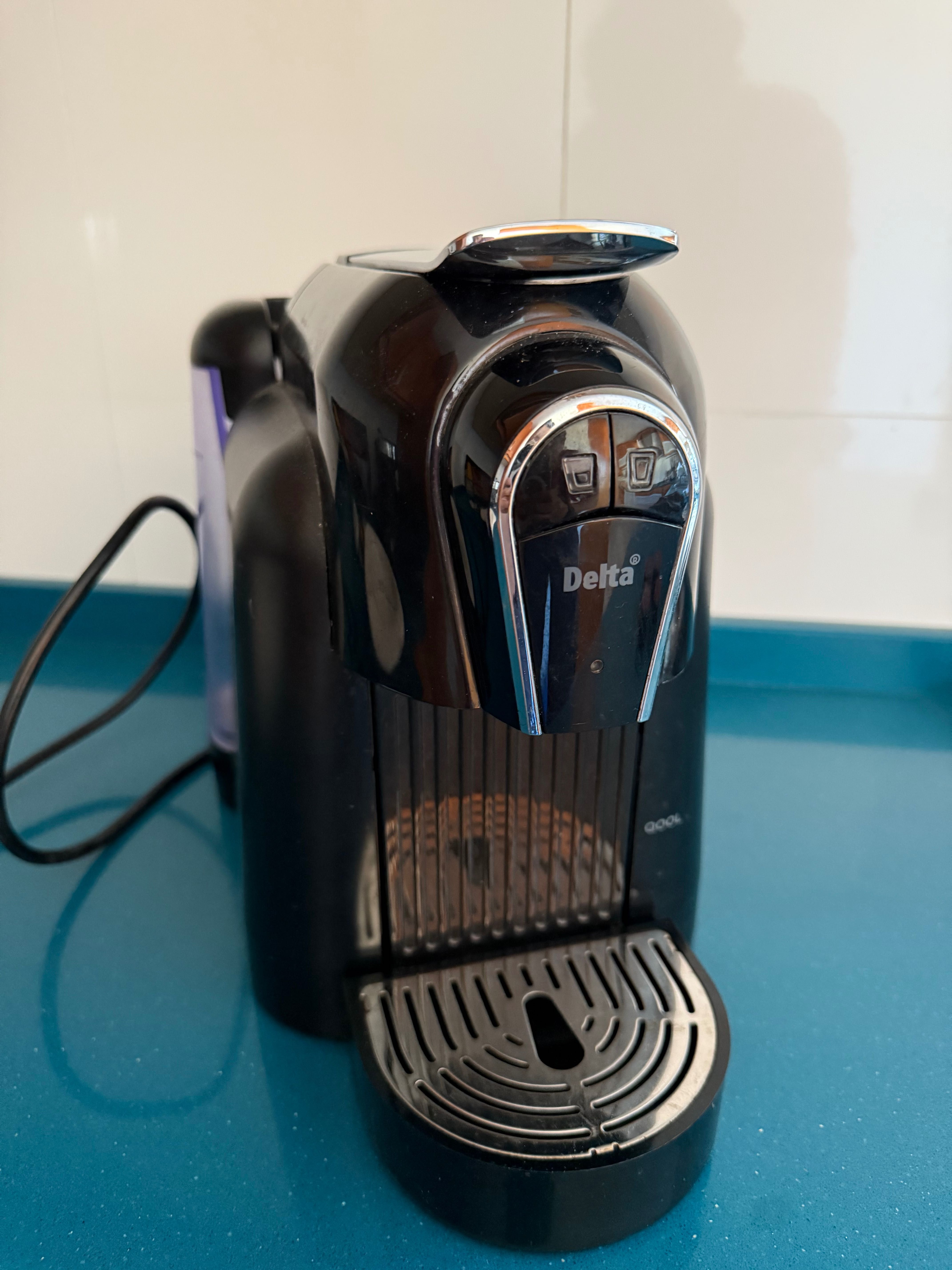Máquina café Delta Q - oferta 4 cápsulas