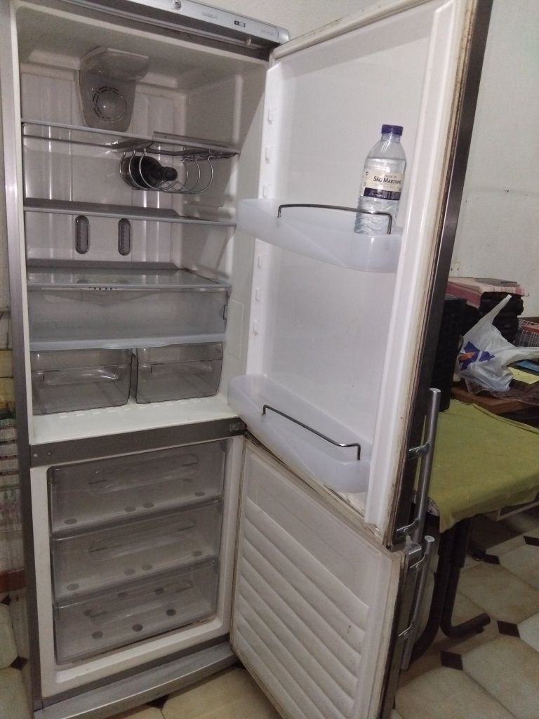 Frigorifico com congelador TEKA - para reparação