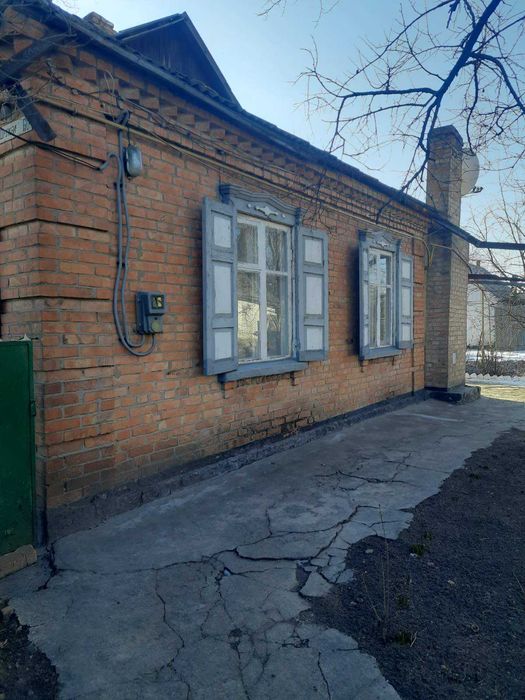 Продам частину будинку в м. Знам'янка.