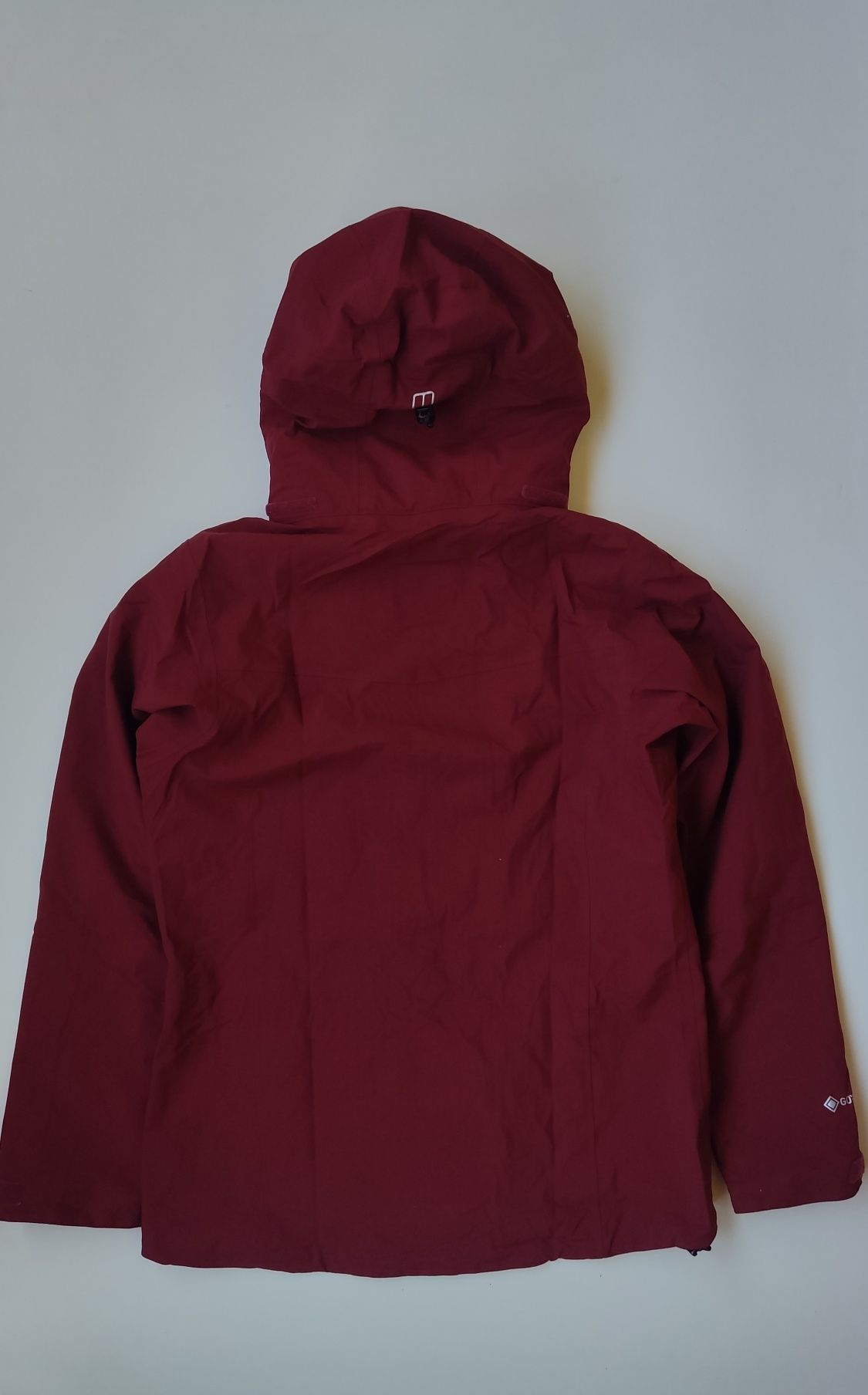Жіноча вітровка Berghaus gore tex