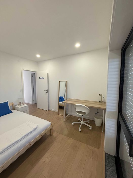 Quarto com varanda e wc privativo - Despesas incluídas