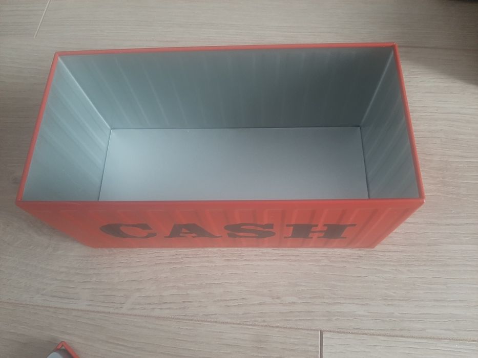 skarbonka metalowa 8×8×16,5 cm