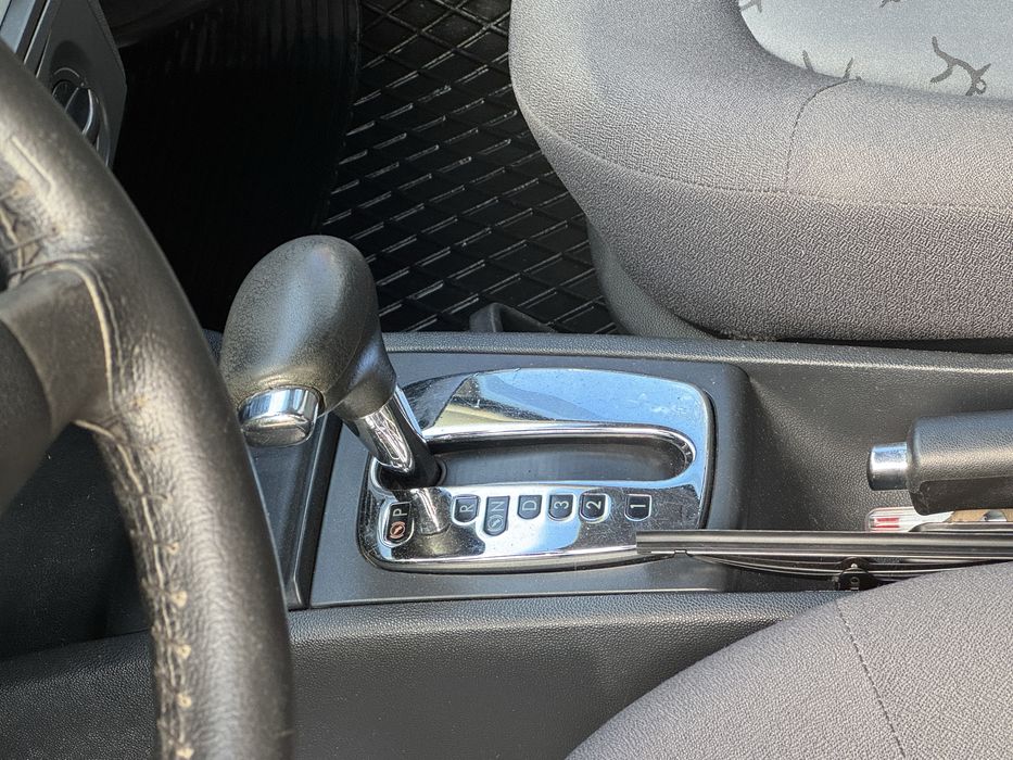 Шкода Фабія 2002 рік 1,4 газ бенз