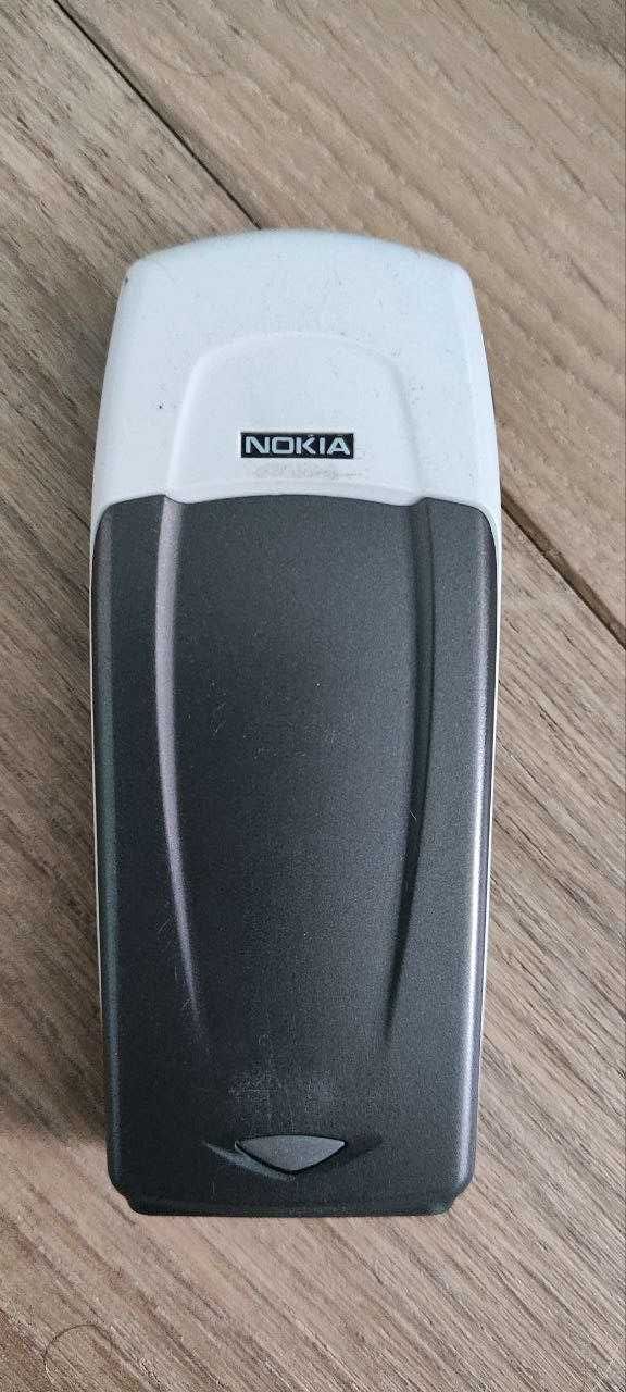 Продам телефон Nokia 6100