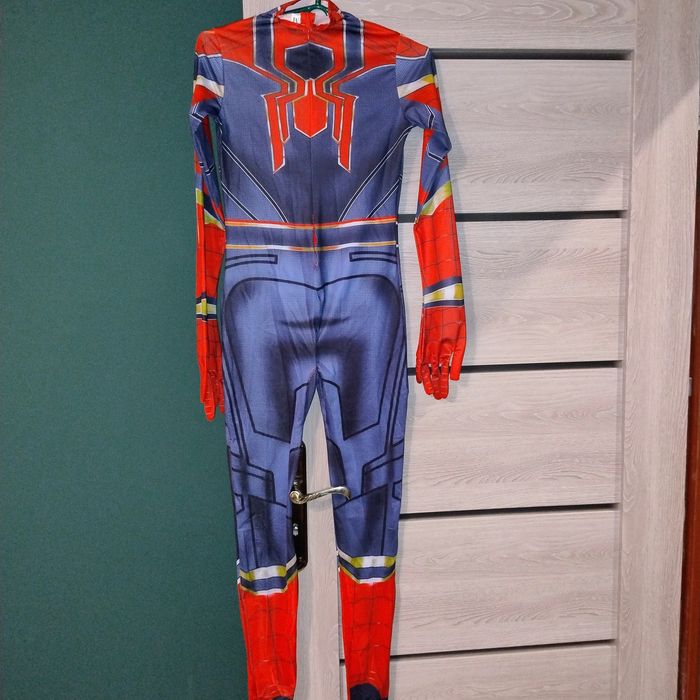 Strój Spiderman dla dziewczyny róż. S