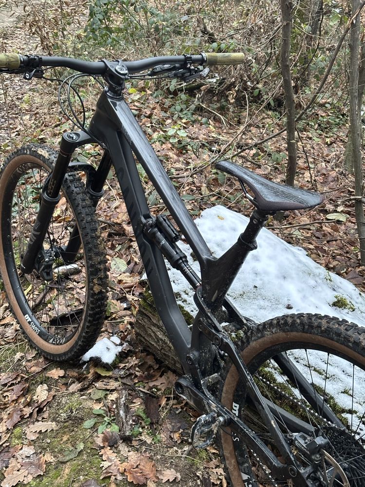 Велосипед двохпідвіс Canyon Torque CF