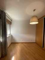 Quarto em apartamento na Encarnação (Lisboa)