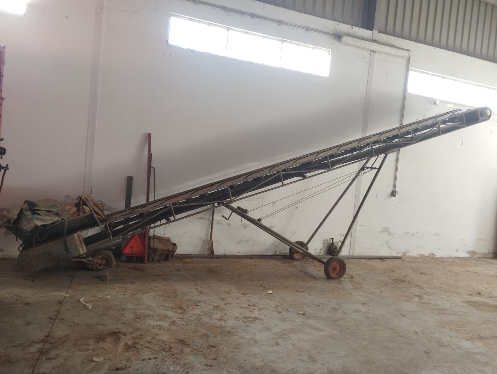 Tapete Rolante 6m — Mano