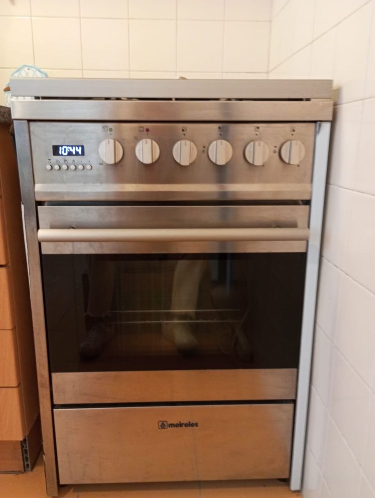 Forno/Fogao Meireles E 610