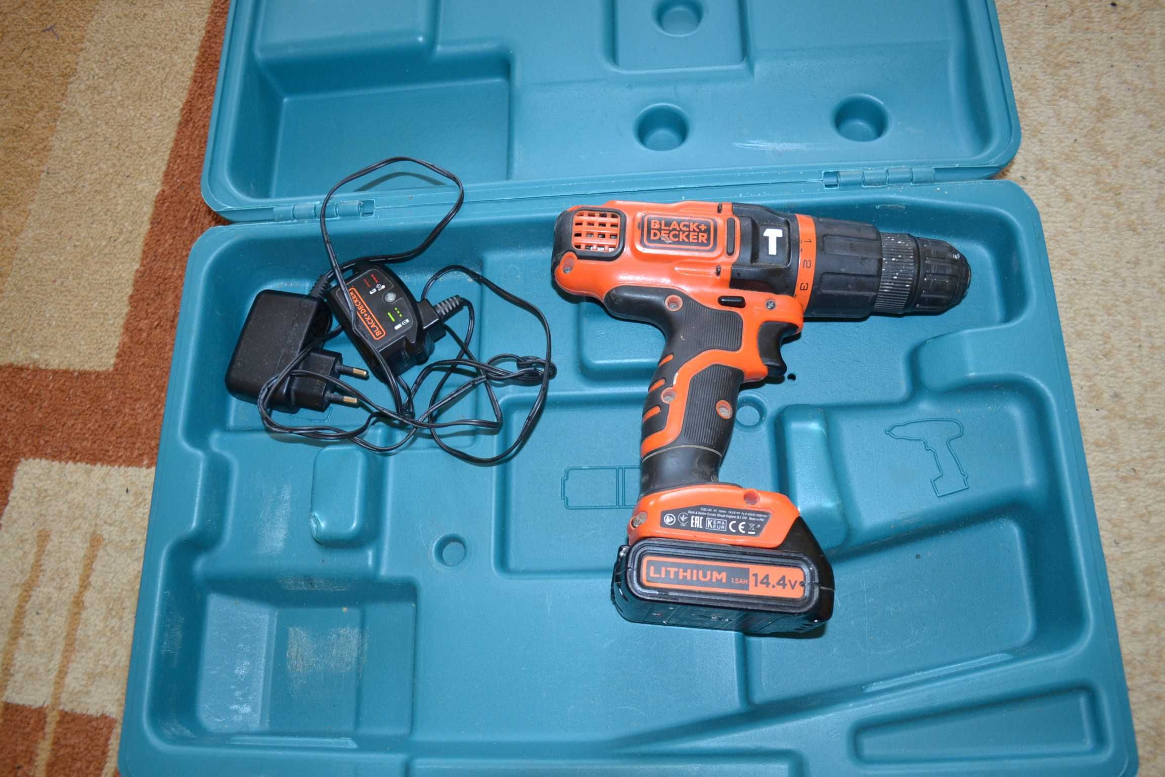 Black Decker  Wiertarko wkrętarka 14,4v 1,5Ah