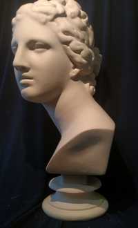 Афродита бюст скульптура