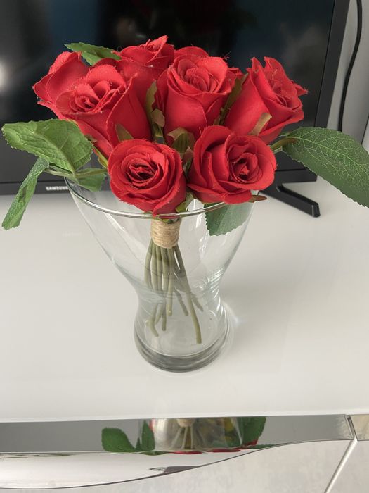 Bukiet róży czerwony sztuczny