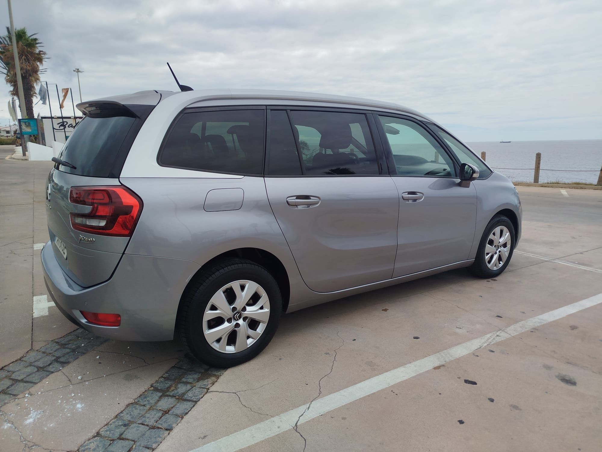 Citroen C4 grand Picasso de 2018 1.6 hdi (7 lugares )