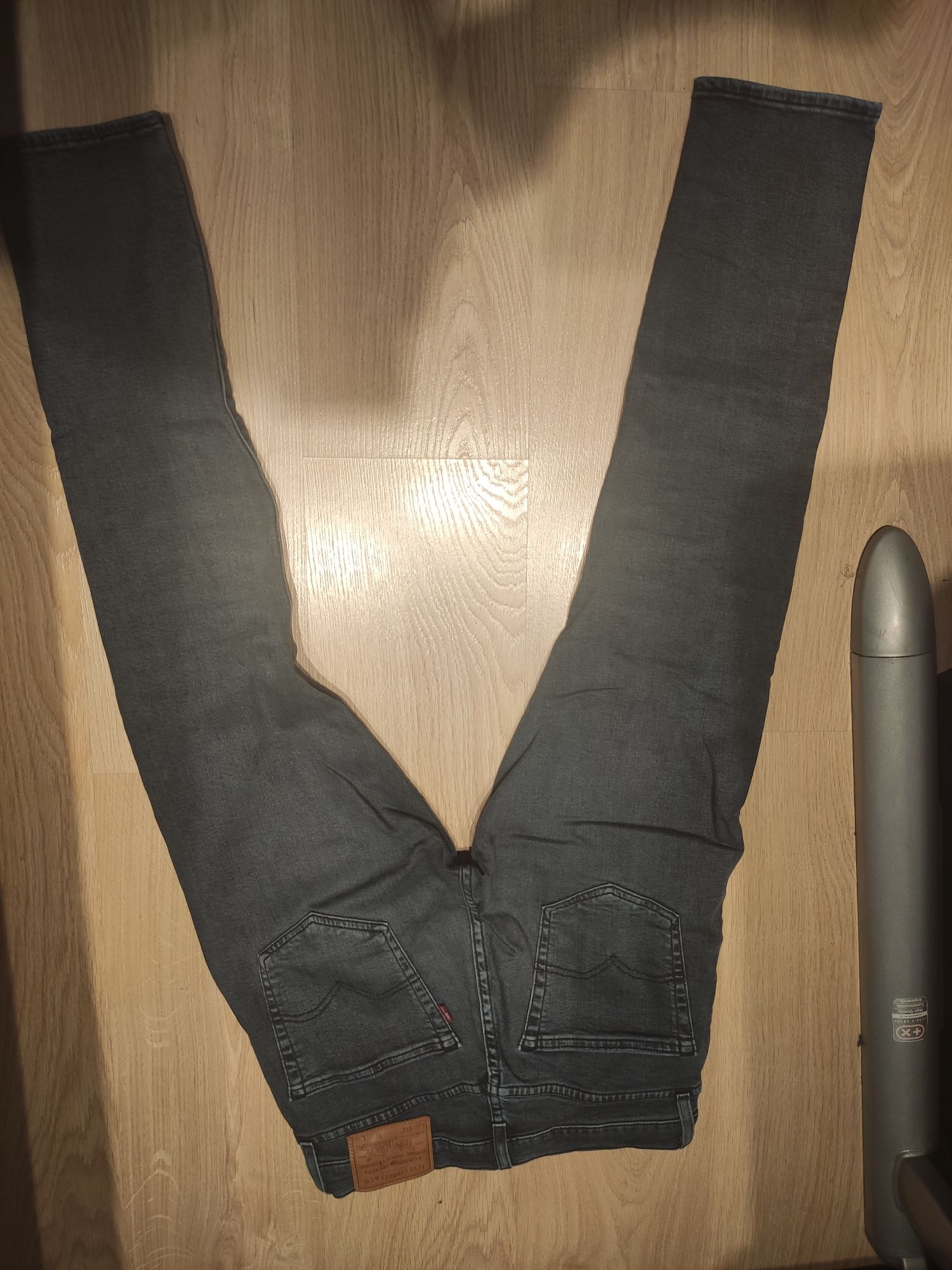 Levis Strauss Premium Jeans rozm. 30/30 Nowe.