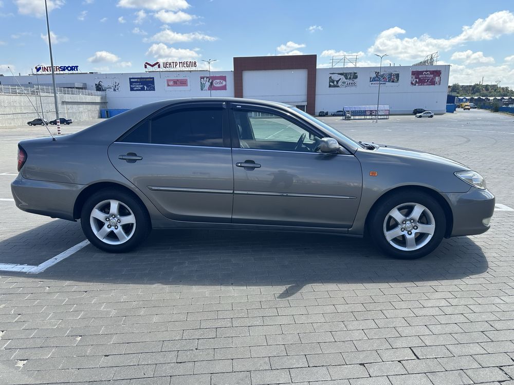 Toyota Camry 30 3.0 газ /бенз