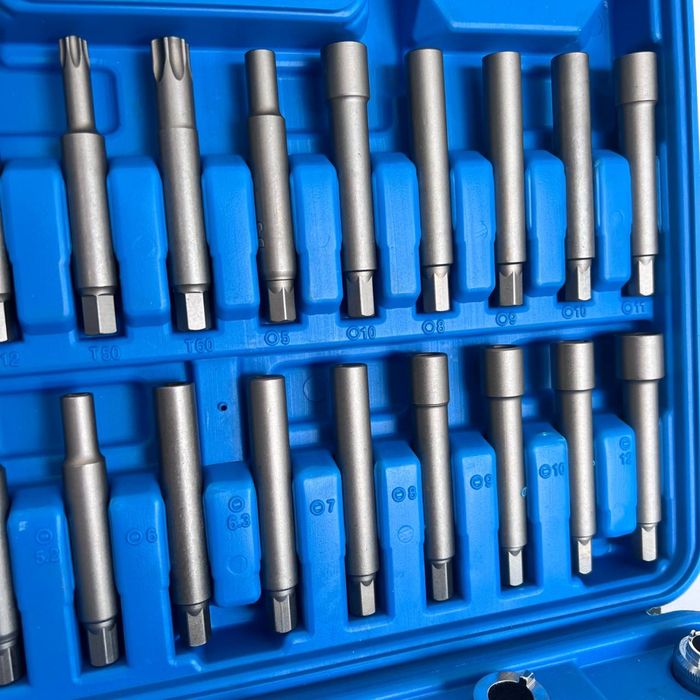 Набір насадок для обслуговування амортизаторів 43од. З тріскачкою