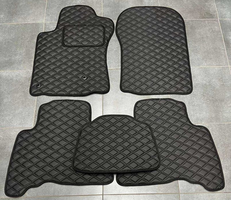 Коврики із екошкіри для Тайоти\ Toyota Camry\ Land Cruiser\ Hilux\кожа