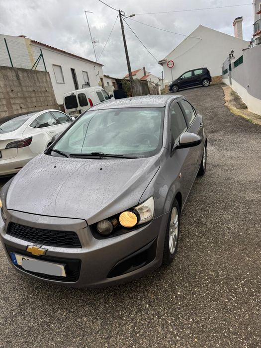 Aveo 2011 com poucos km