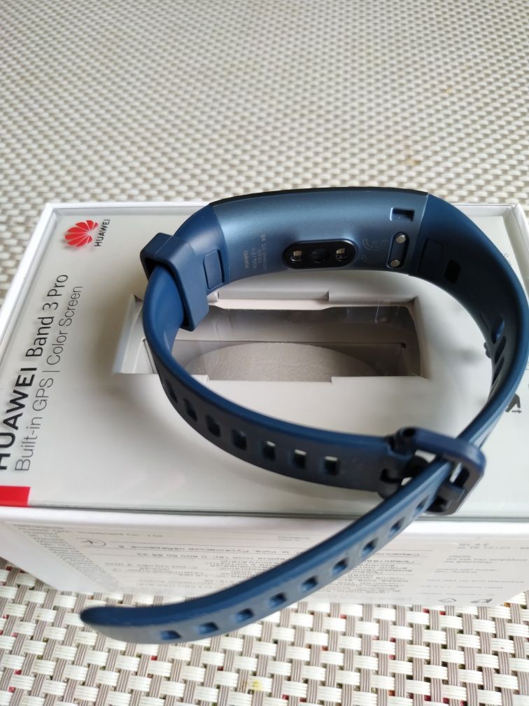 Huawei Band 3 pro GPS трекер