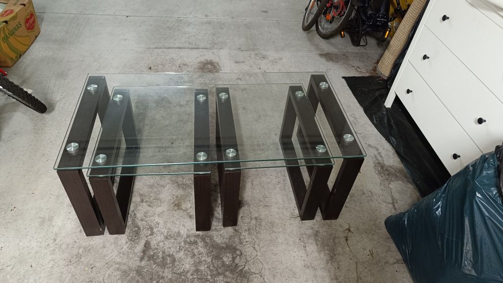 Conjunto pequenas mesas de vidro