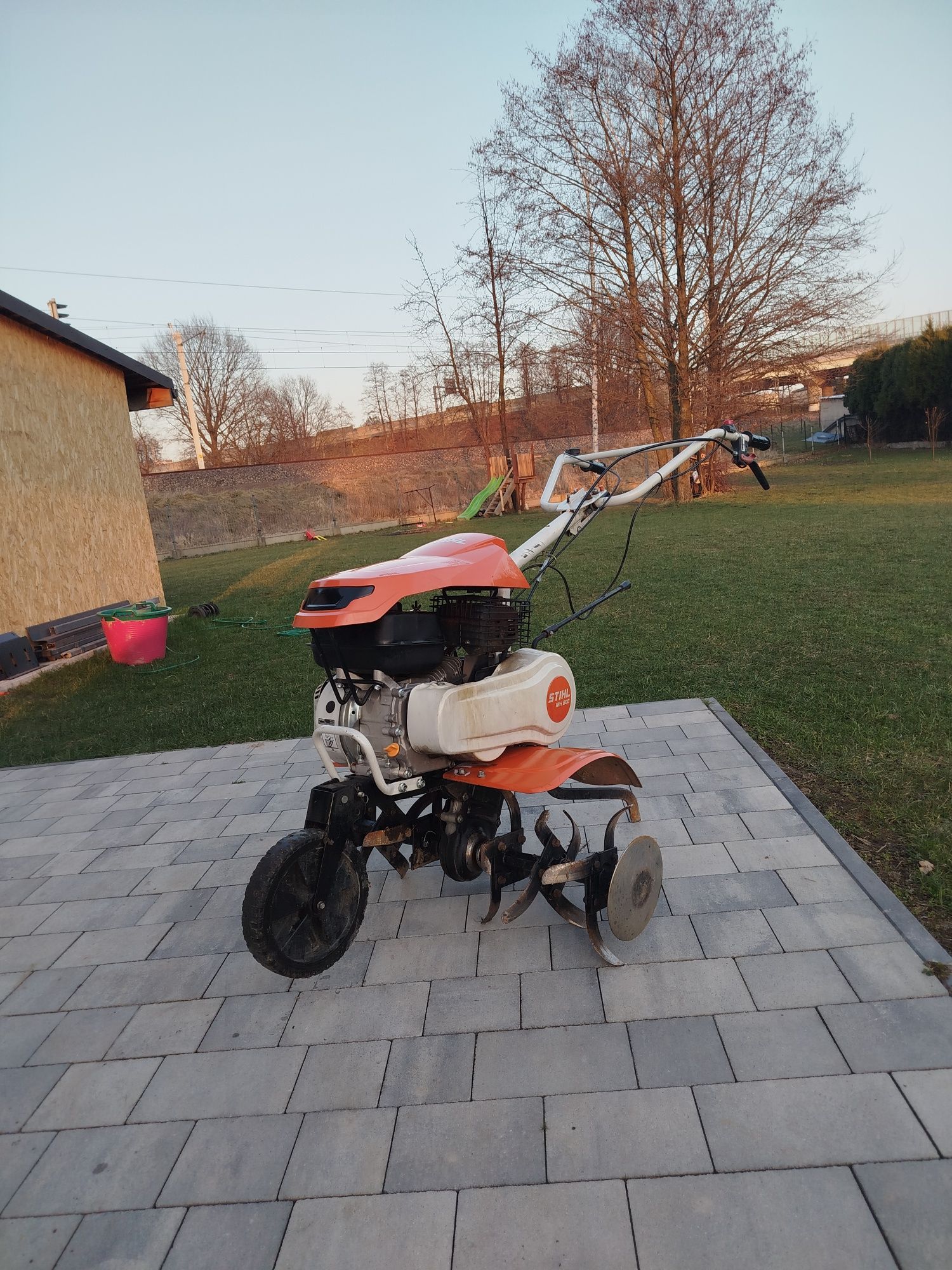 Glebogryzarka, rekultywator, wertykulator STIHL 40-90 cm wynajmę