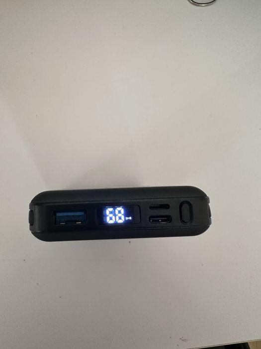 Yiisonger KT-D011 – Power Bank 10000 mAh z MagSafe