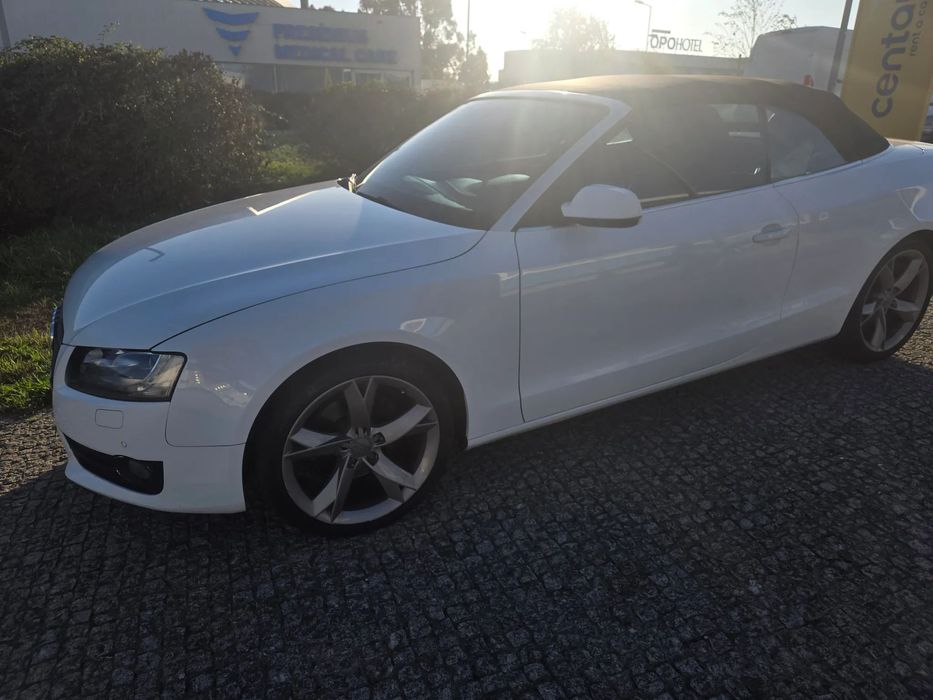 Audi A5 Cabrio 2.0 TDi S-line