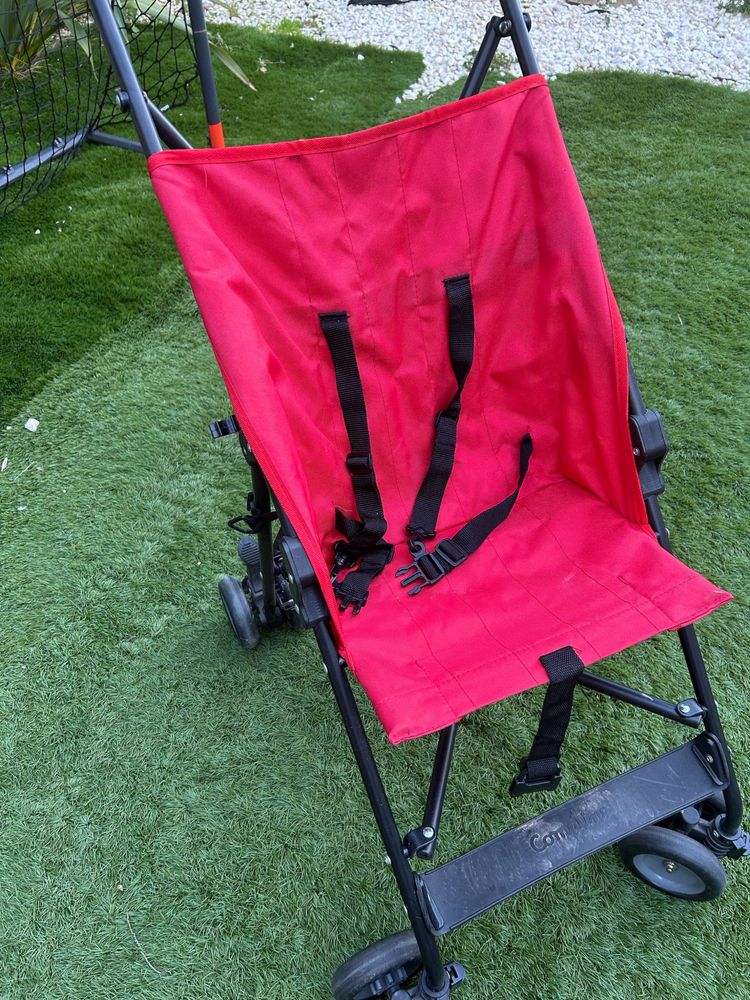Carrinho de passeio em otimo estado