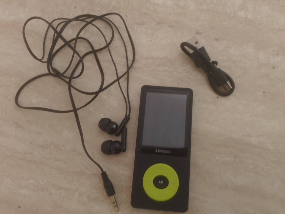 Odtwarzacz MP3/MP4 LENCO Xemio-860GN Czarno