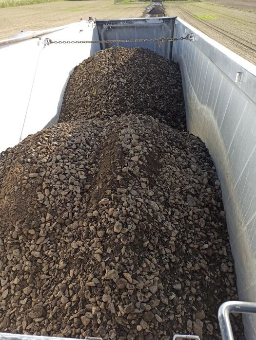 Usługi transportowe wywrotka 27t40m3 Kruszywa, Wapno, Zboża, węgiel.