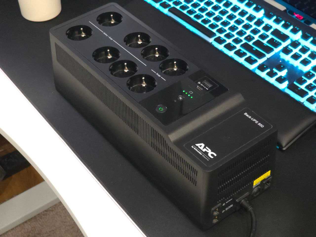 ДБЖ APC Back-UPS 850VA 230V (BE850G2-RS)