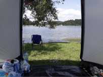 Pole namiotowe Camping Bieszczady nad jeziorem Solina Zawóz