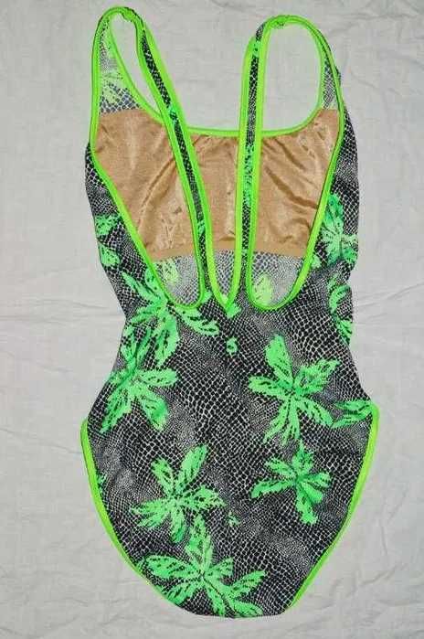 Купальник сдельный Kristina, Канада. Размер M (наш 44)