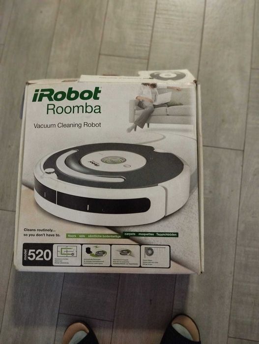 Aspirador iRobot Roomba Serie 500 - Com possível avaria