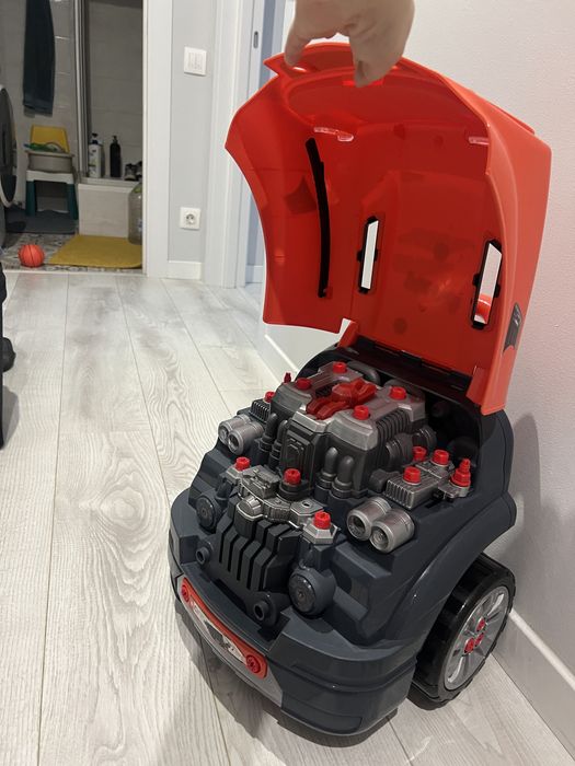 Іграшка машина (гра в механіка)