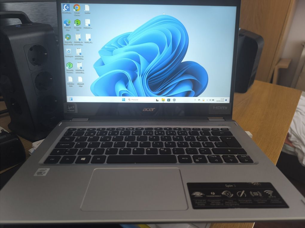 Portátil Híbrido ACER Spin 3 14'' - Intel Core i3-1005G1