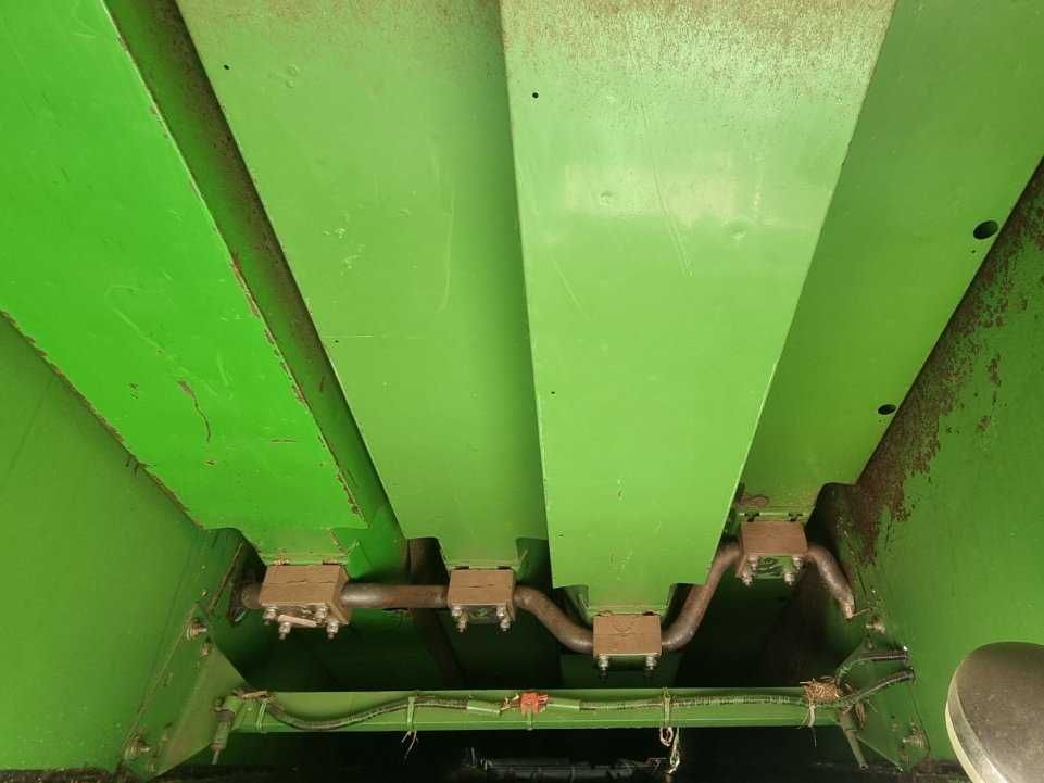 Комбайн John Deere 1166 HillMaster (1990)